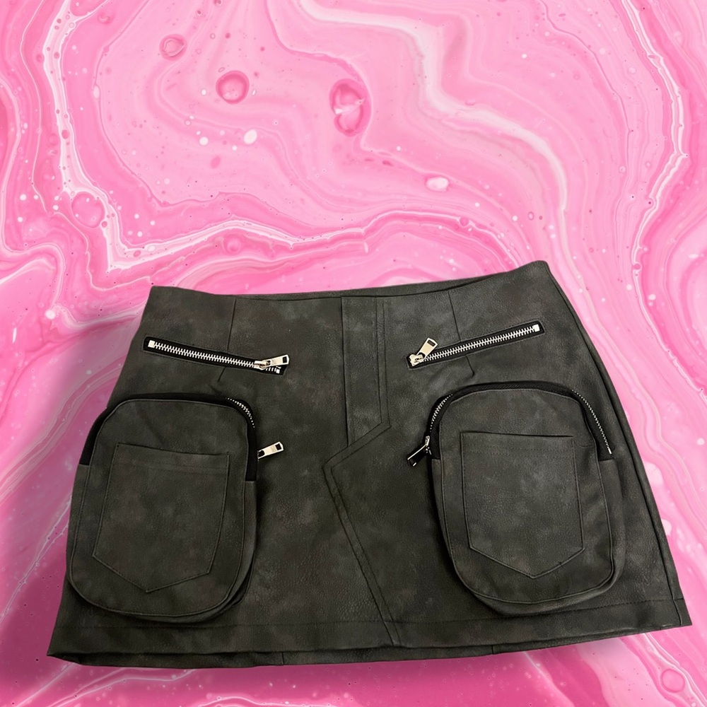 Fashion Nova Black Mini Skirt with Zipper Details